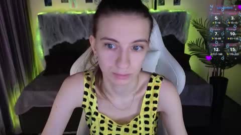 _ash_leyy_ online show from 10-30-25, 01:29