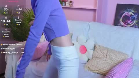 _ash_leyy_ online show from 05-16-26, 02:19