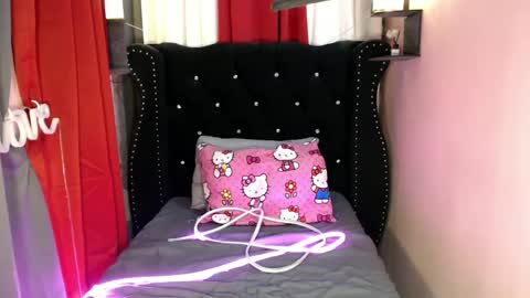 SelfsuckAthena online show from 02-11-25, 05:58