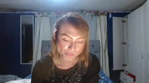 Snapshot of _azalea_65 chatting on 10-28-25, 02:37 _azalea_65 online show from 10-28-25, 02:37