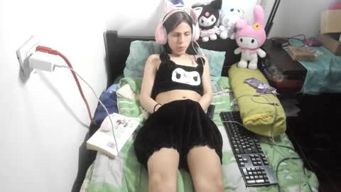 Snapshot of _baby_vi chatting on 11-07-25, 02:33 _baby_vi online show from 11-07-25, 02:33