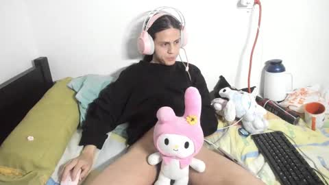 Snapshot of _baby_vi chatting on 11-17-25, 11:21 _baby_vi online show from 11-17-25, 11:21