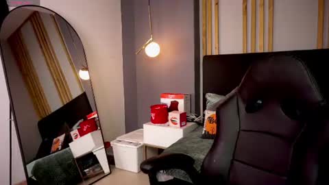 Sofia online show from 07-31-26, 01:43