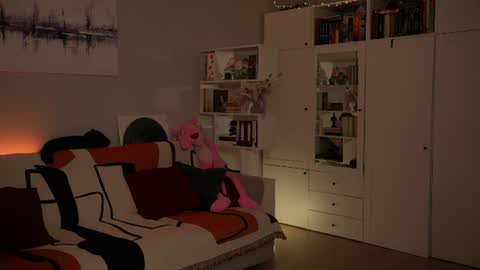 Lili online show from 07-28-26, 08:52