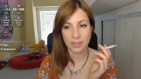Laura online show from 05-20-26, 09:48