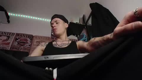 Snapshot of _blackshadow__ chatting on 02-04-26, 05:19 SHADOW online show from 02-04-26, 05:19