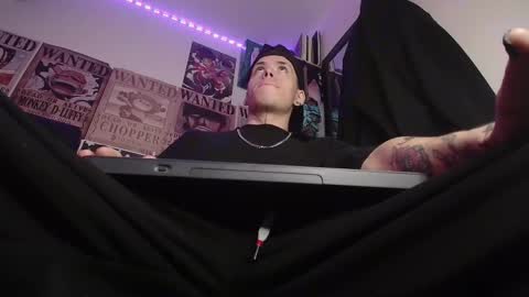 Snapshot of _blackshadow__ chatting on 02-10-26, 06:01 SHADOW online show from 02-10-26, 06:01