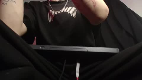 Snapshot of _blackshadow__ chatting on 02-11-26, 06:13 SHADOW online show from 02-11-26, 06:13