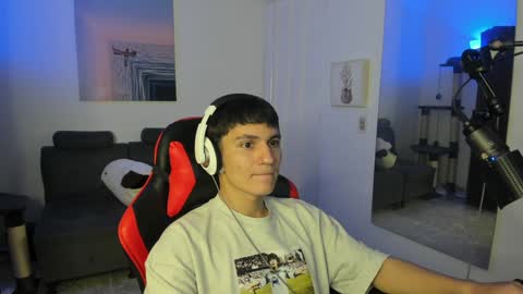 B L A K E online show from 01-05-25, 08:43