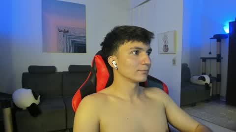 B L A K E online show from 01-21-25, 08:08