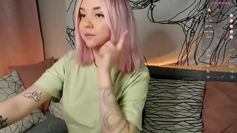 Elizabeth online show from 03-04-25, 09:11