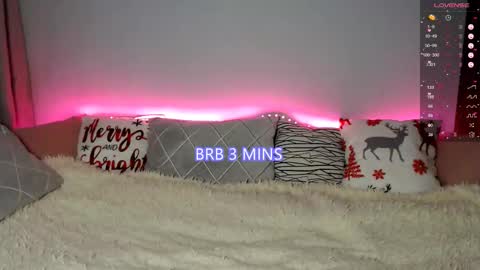 Snapshot of _blonde_barbie_ chatting on 02-05-26, 08:57 Elizabeth online show from 02-05-26, 08:57