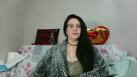 KHALEESI online show from 11-24-25, 07:02