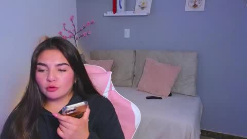 Snapshot of _bonnie_1 chatting on 01-15-26, 03:00 Bonnie online show from 01-15-26, 03:00