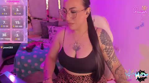 Snapshot of _briigite chatting on 06-18-26, 11:53 Angie Independent model online show from 06-18-26, 11:53