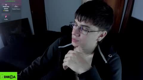 Snapshot of _broken_47 chatting on 02-06-26, 06:40 FELIPE CAMACHO dont forget to support me with a little hand up online show from 02-06-26, 06:40