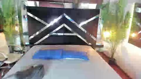 Candy online show from 09-11-25, 06:08