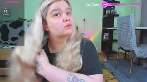 _candym1lky_ online show from 09-12-25, 06:35