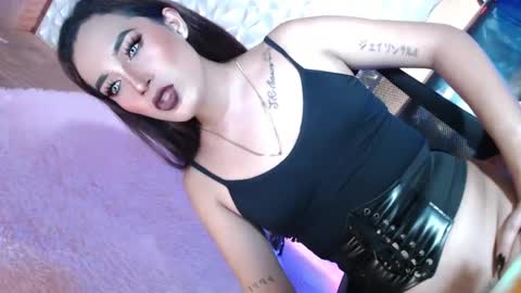 Snapshot of _caroline69 chatting on 01-08-25, 02:57 Caroline online show from 01-08-25, 02:57