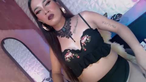 Snapshot of _caroline69 chatting on 02-12-25, 08:59 Caroline online show from 02-12-25, 08:59