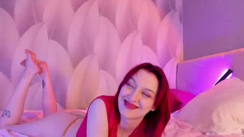 Snapshot of _ccrystaa_ chatting on 03-07-25, 11:07 Christina Chris online show from 03-07-25, 11:07