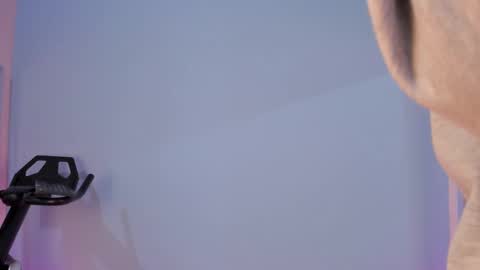 Snapshot of _celestee_1 chatting on 02-26-25, 06:15 Celeste online show from 02-26-25, 06:15