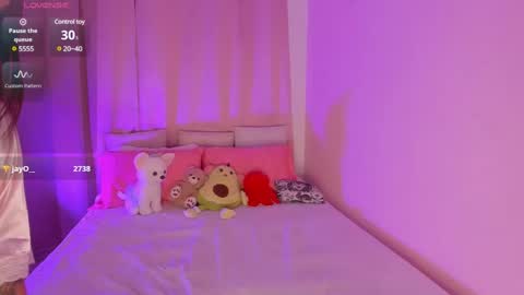 Snapshot of _cherrykingsley1 chatting on 12-22-24, 06:06 Cherrykingsley online show from 12-22-24, 06:06