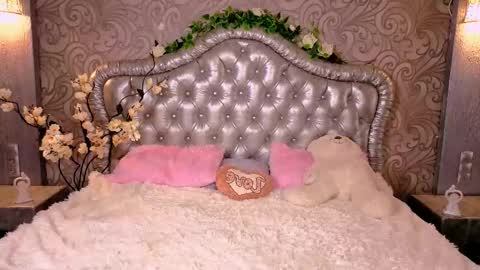 Cindy . online show from 02-16-26, 05:36