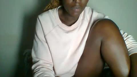 clara online show from 02-08-25, 03:21