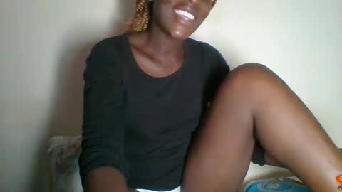 clara online show from 02-10-25, 05:25