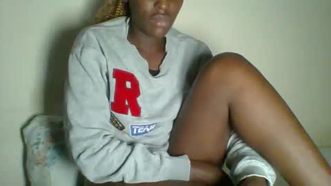 clara online show from 02-13-25, 07:03