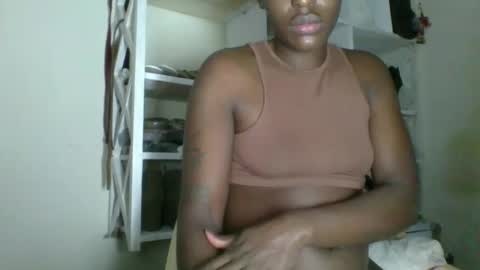 clara online show from 03-22-26, 02:15