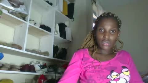 clara online show from 04-25-26, 01:52