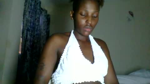 clara online show from 06-12-26, 07:07