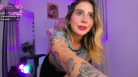 Snapshot of _cloe_1 chatting on 05-26-26, 01:56 Chloe online show from 05-26-26, 01:56