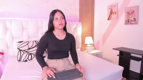 Snapshot of _cloe_vega chatting on 08-04-26, 08:11 _cloe_vega online show from 08-04-26, 08:11