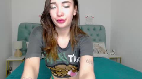 Snapshot of _cotton_candyy chatting on 12-17-25, 09:48 _cotton_candyy online show from 12-17-25, 09:48