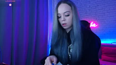 Nica online show from 12-08-24, 05:07