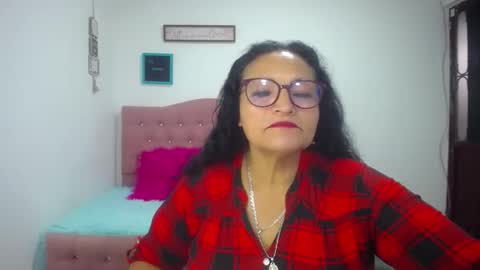 Snapshot of _cristal09 chatting on 09-17-25, 02:52 _cristal09 online show from 09-17-25, 02:52