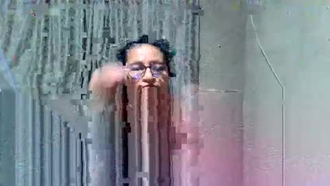 Snapshot of _cristal09 chatting on 10-02-25, 01:34 _cristal09 online show from 10-02-25, 01:34