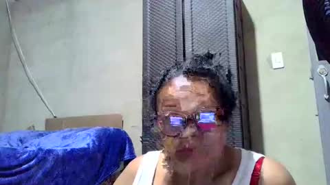 Snapshot of _cristal09 chatting on 10-03-25, 02:08 _cristal09 online show from 10-03-25, 02:08