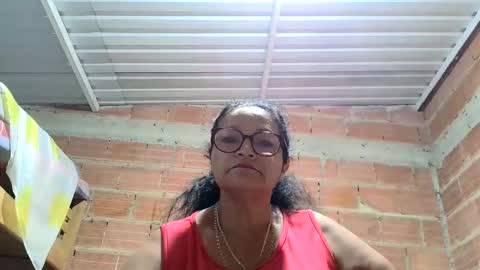 Snapshot of _cristal09 chatting on 10-16-25, 11:22 _cristal09 online show from 10-16-25, 11:22