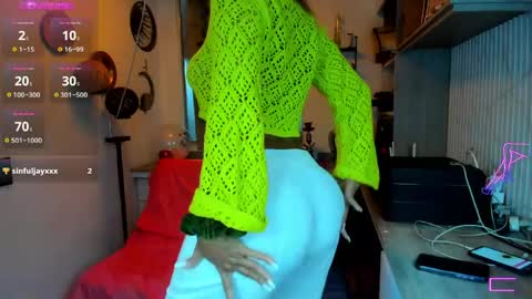  cristal ayala online show from 06-08-26, 12:47