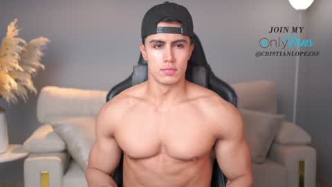 Snapshot of _cristianlopez chatting on 12-14-24, 11:34 50 OFF TODAY onlyfans cristianlopezbf online show from 12-14-24, 11:34
