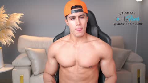 Snapshot of _cristianlopez chatting on 12-26-24, 08:32 50 OFF TODAY onlyfans cristianlopezbf online show from 12-26-24, 08:32