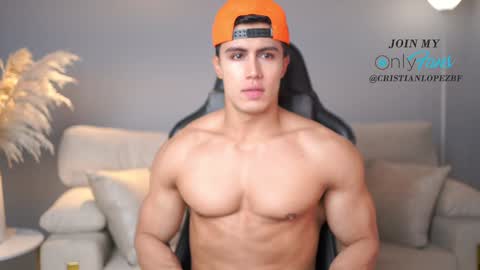 Snapshot of _cristianlopez chatting on 01-18-25, 06:21 50 OFF TODAY onlyfans cristianlopezbf online show from 01-18-25, 06:21
