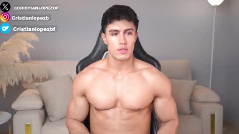 Snapshot of _cristianlopez chatting on 09-25-25, 06:44 50 OFF TODAY onlyfans cristianlopezbf online show from 09-25-25, 06:44