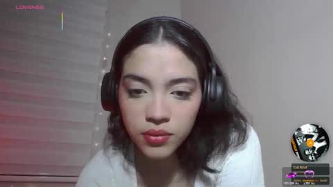 sara again3 online show from 11-30-25, 03:21