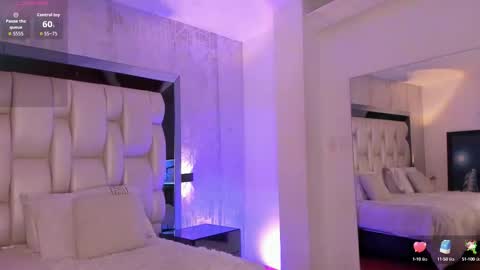     online show from 10-12-25, 08:08