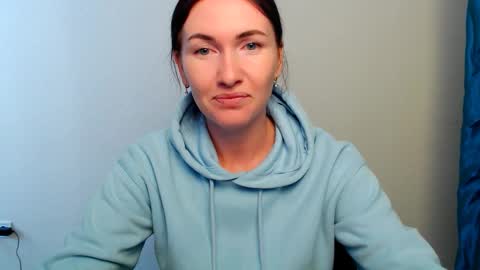 _cutie_and_shy_ online show from 09-25-25, 06:39